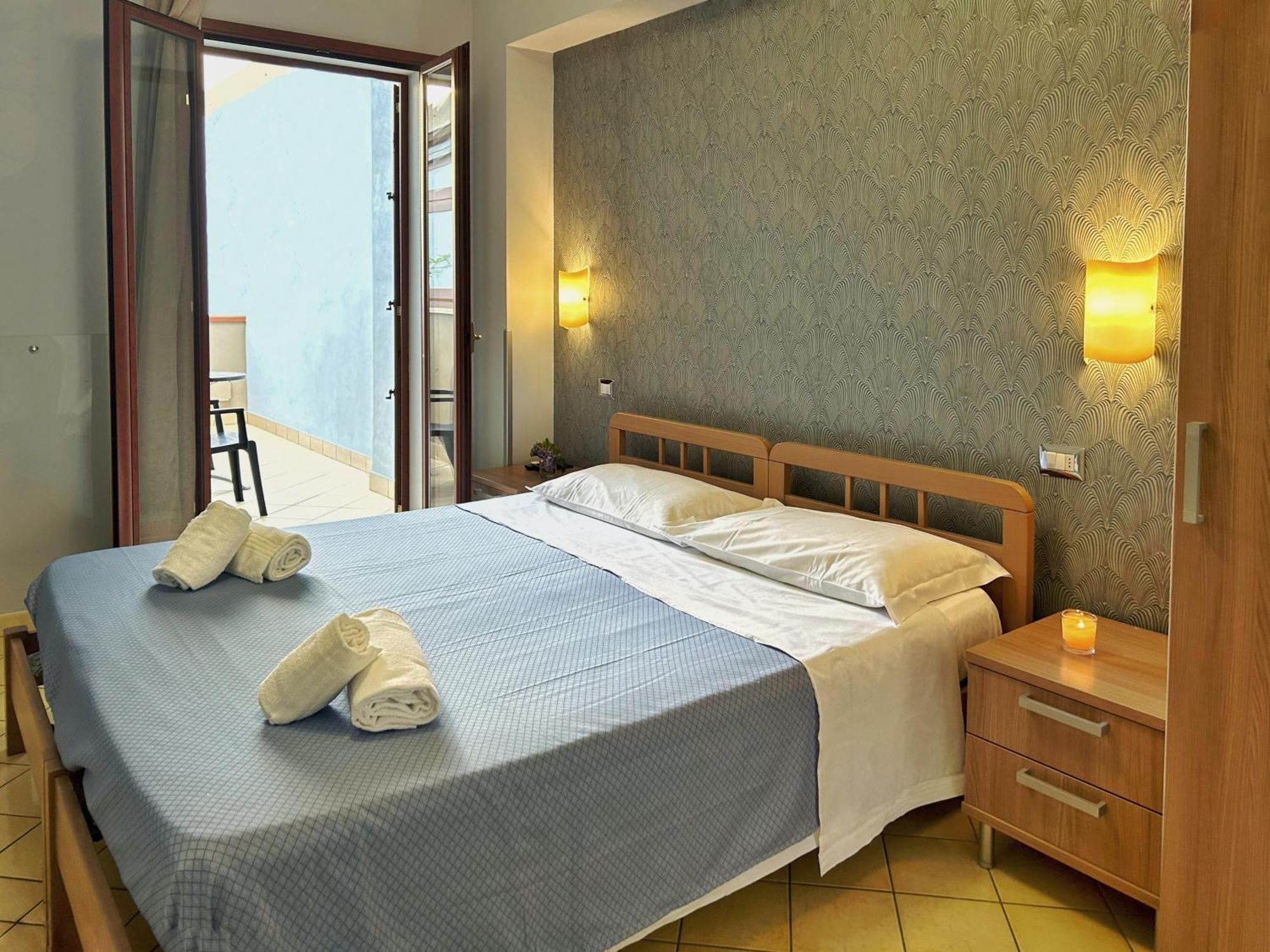 La Piazzetta Bed & Breakfast Giardini Naxos Eksteriør bilde