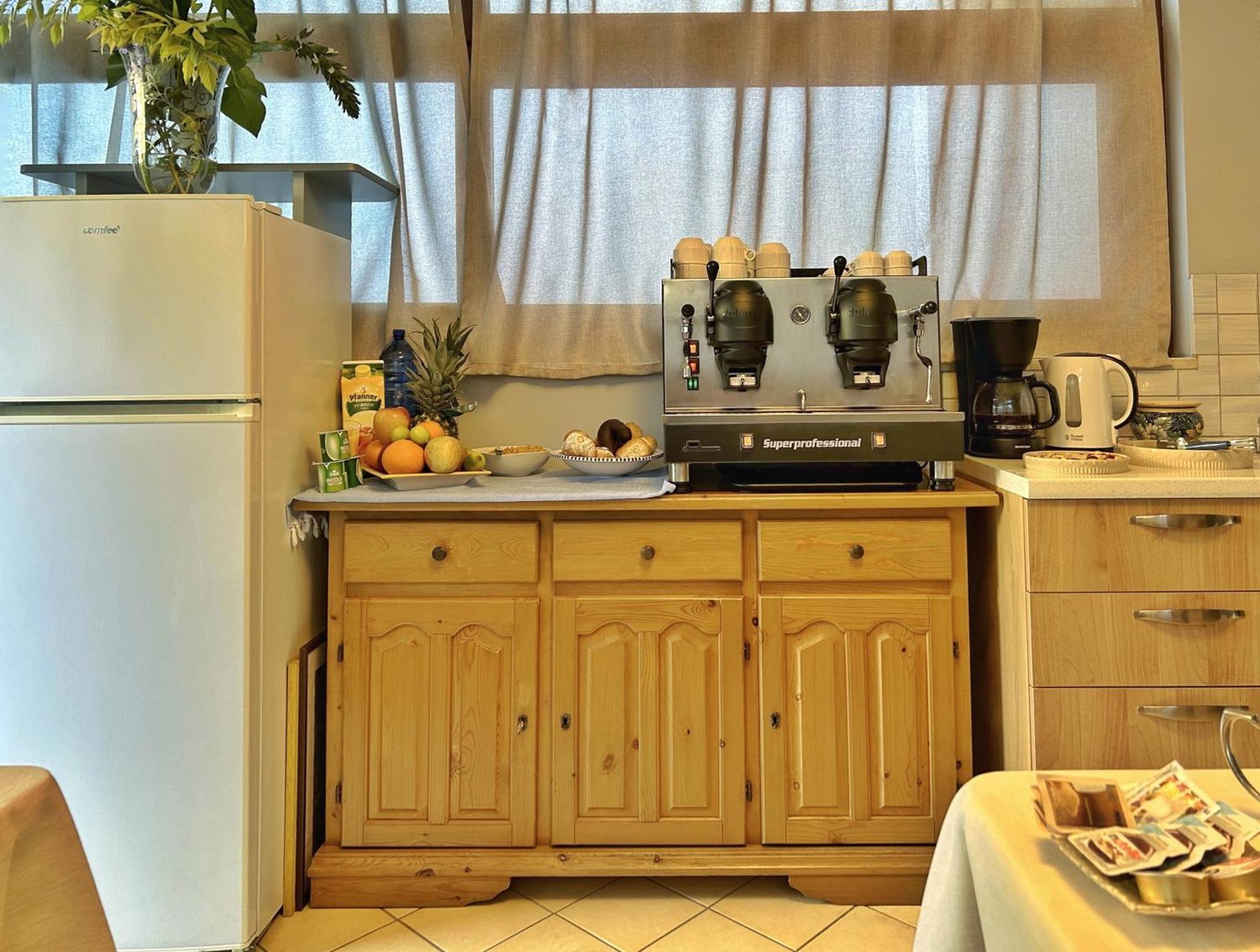 La Piazzetta Bed & Breakfast Giardini Naxos Eksteriør bilde